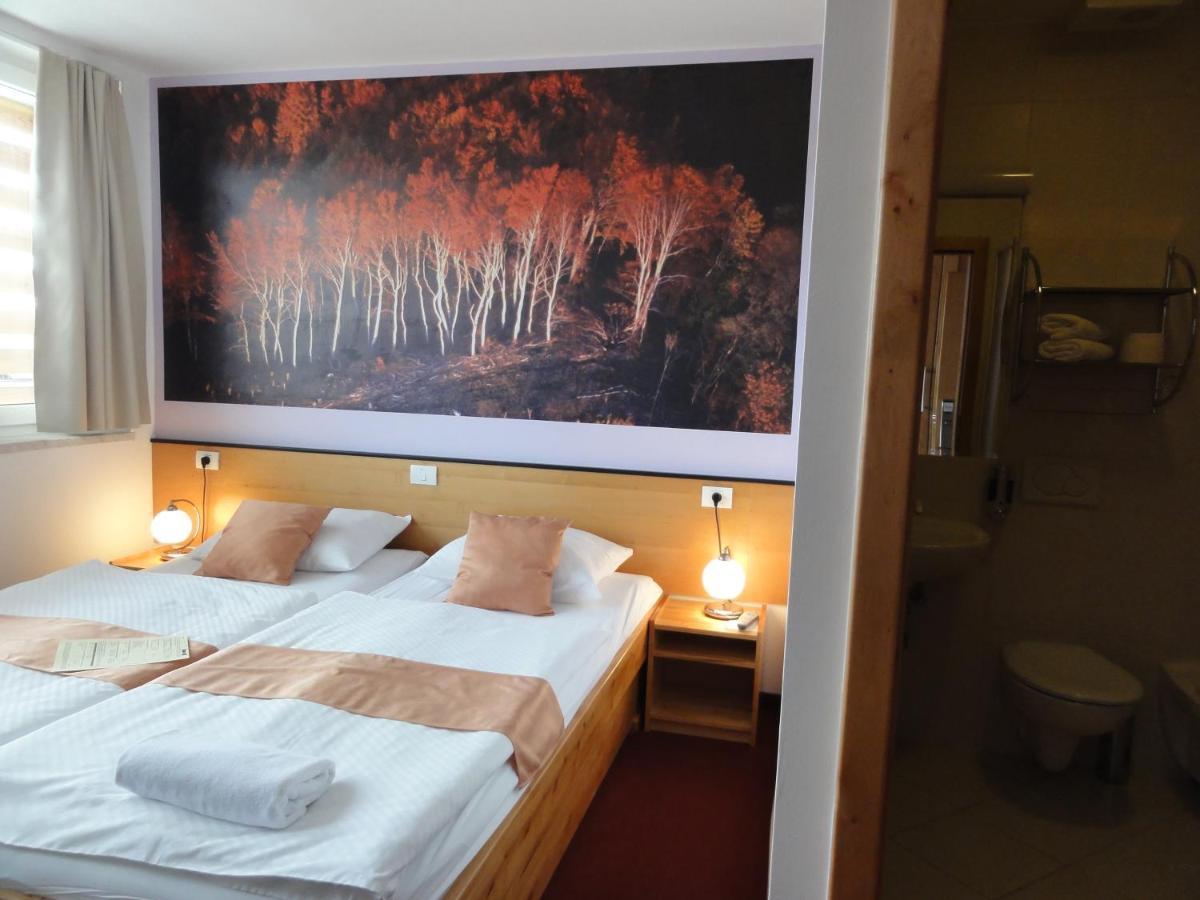 Hotel Tabor מריבור מראה חיצוני תמונה