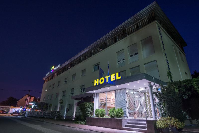 Hotel Tabor מריבור מראה חיצוני תמונה